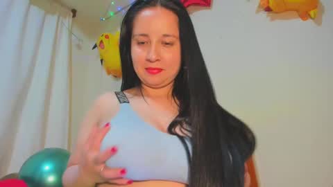 Snapshot of laureen777 chatting on 01/26/25, 12:37 laureen777 online show from 01/26/25, 12:37