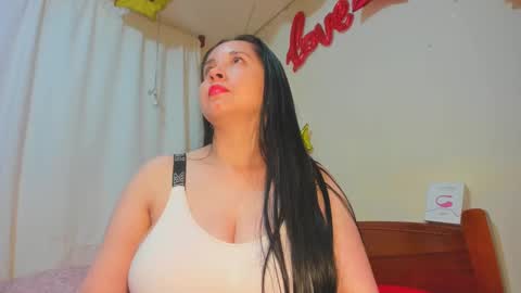 Snapshot of laureen777 chatting on 02/03/25, 11:31 laureen777 online show from 02/03/25, 11:31