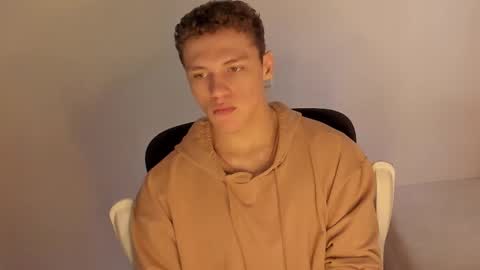 Snapshot of laureent__ chatting on 02/10/26, 06:45 Laureent online show from 02/10/26, 06:45