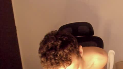 Snapshot of laureent__ chatting on 02/25/26, 06:01 Laureent online show from 02/25/26, 06:01