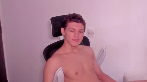 Laureent online show from 03/12/26, 06:47