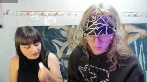 Laures666 online show from 05/01/26, 07:24