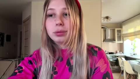 Chrissy online show from 04/24/26, 12:18