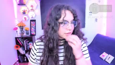  Im Lauren  independent model   online show from 01/02/25, 05:03