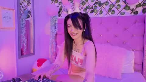 Snapshot of lauren_evans96 chatting on 11/12/25, 04:57 Lauren evans9 online show from 11/12/25, 04:57