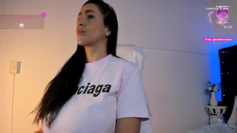 Snapshot of lauren_fit chatting on 10/25/25, 08:14 Lauren online show from 10/25/25, 08:14