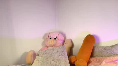    1      online show from 10/31/25, 12:50