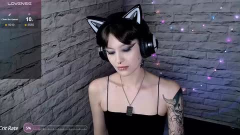 Eva online show from 01/25/25, 03:41