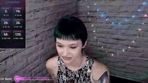 Eva online show from 10/20/25, 12:49