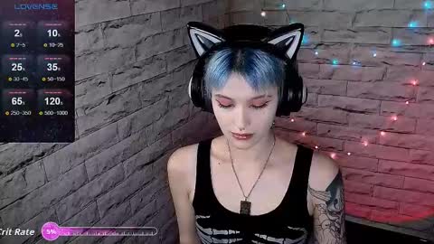 Eva online show from 11/24/25, 10:59