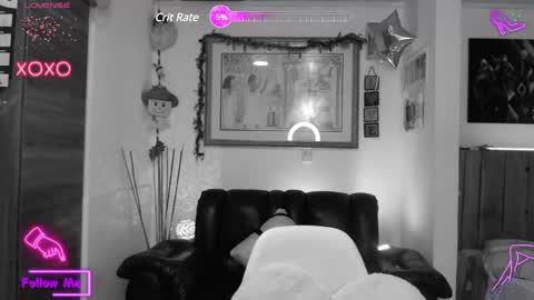 Lauren online show from 01/17/25, 01:47