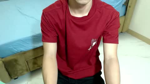 laurence_cuttieguyhere online show from 04/12/26, 03:50