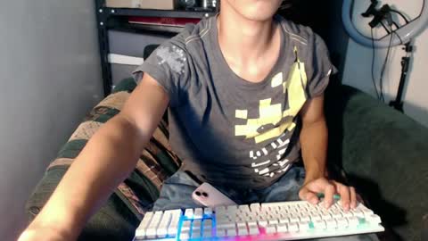 laurence_cuttieguyhere online show from 07/07/26, 04:37