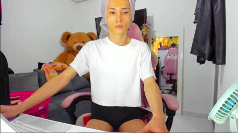 SF online show from 04/22/26, 08:43