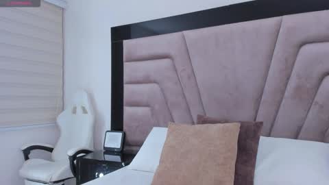 Snapshot of laurenclark1 chatting on 03/03/26, 04:07 laurenclark1 online show from 03/03/26, 04:07