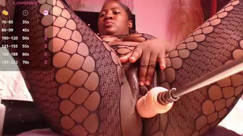 Lauren Gill online show from 05/28/26, 08:28