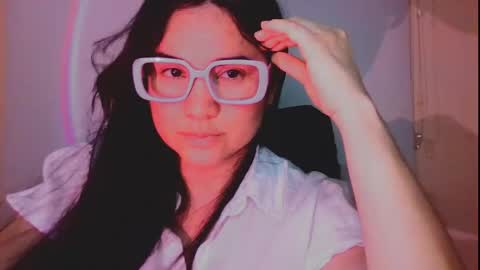 Snapshot of laurengirls1 chatting on 05/10/26, 03:33 onlyfan laureng7 - 7 laureng2 online show from 05/10/26, 03:33
