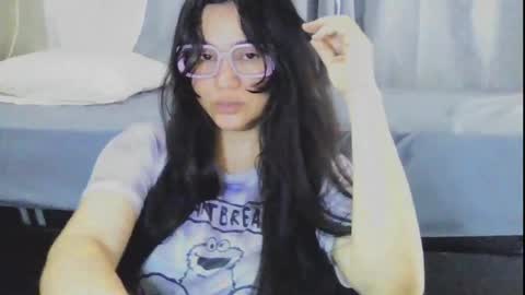 Snapshot of laurengirls1 chatting on 05/11/26, 04:04 onlyfan laureng7 - 7 laureng2 online show from 05/11/26, 04:04