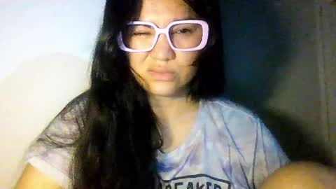 Snapshot of laurengirls1 chatting on 05/27/26, 03:03 onlyfan laureng7 - 7 laureng2 online show from 05/27/26, 03:03
