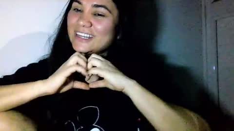 Snapshot of laurengirls1 chatting on 06/04/26, 02:39 onlyfan laureng7 - 7 laureng2 online show from 06/04/26, 02:39