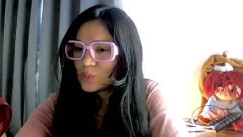 Snapshot of laurengirls1 chatting on 07/16/26, 02:01 onlyfan laureng7 - 7 laureng2 online show from 07/16/26, 02:01
