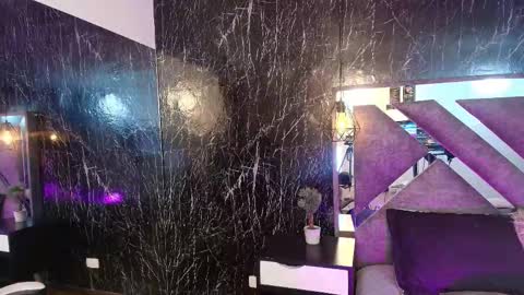 LaurenHazel  online show from 11/18/25, 07:51