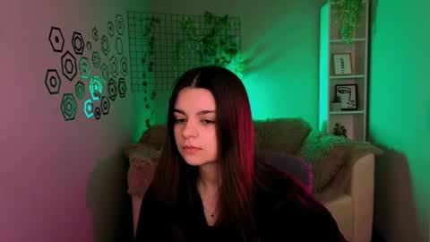 Snapshot of laurenmurrr chatting on 02/02/26, 10:03 Laure online show from 02/02/26, 10:03