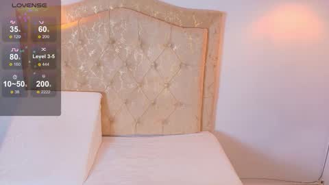 laurenn_smitth online show from 11/24/25, 12:49