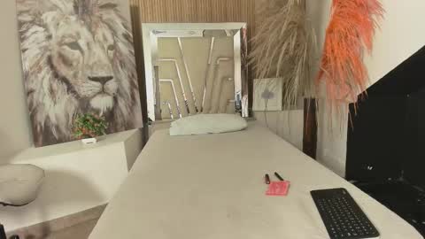 Lauren  online show from 01/15/26, 04:11