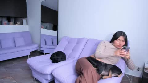 Snapshot of laurent_a chatting on 09/27/25, 07:08 Lucie online show from 09/27/25, 07:08