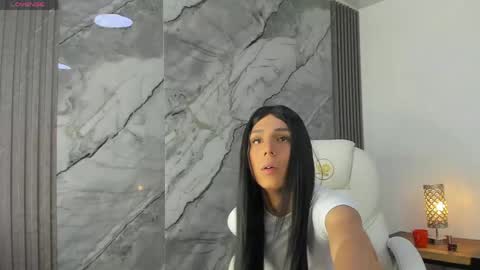 Laurent online show from 05/26/26, 07:10