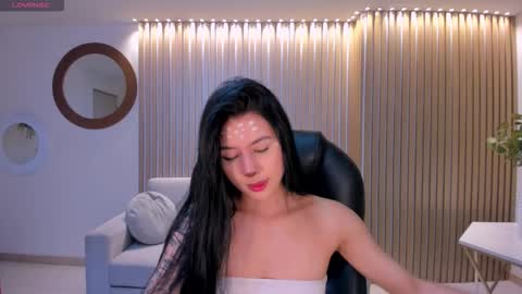 Lau  online show from 11/01/25, 04:58