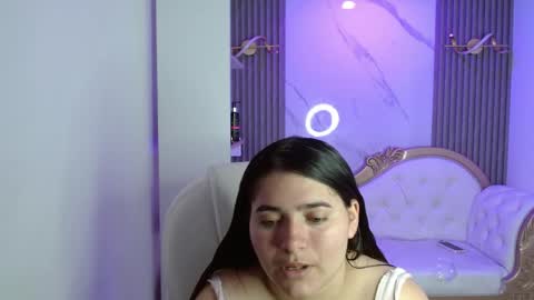 laura  online show from 06/01/26, 07:48