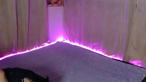 Dallas Hooter Edmonson online show from 03/08/26, 02:04