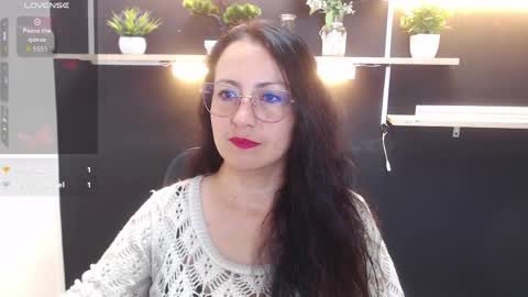 Laury  online show from 04/01/26, 04:37