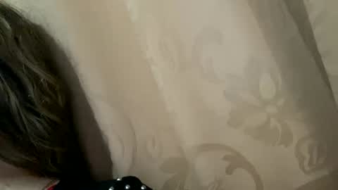 Lauu G online show from 12/22/24, 01:23