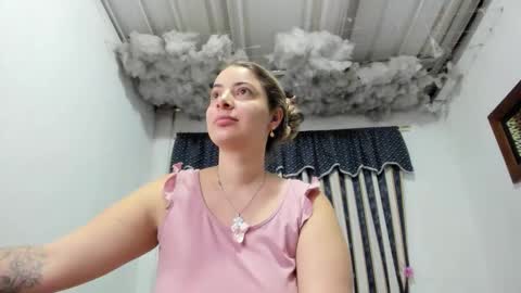 Lauu G online show from 05/20/26, 09:26