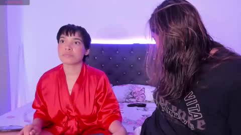 Snapshot of lauxsofi chatting on 11/02/25, 06:54 Lau Sofi online show from 11/02/25, 06:54