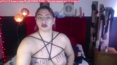 Snapshot of lava_vulcain chatting on 12/20/24, 02:05 Lava Vulcain online show from 12/20/24, 02:05