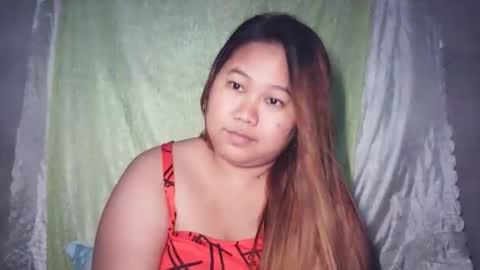 Snapshot of lavalyn214 chatting on 12/22/25, 03:31 lavalyn214 online show from 12/22/25, 03:31