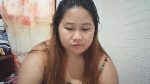 Snapshot of lavalyn214 chatting on 02/01/26, 12:53 lavalyn214 online show from 02/01/26, 12:53