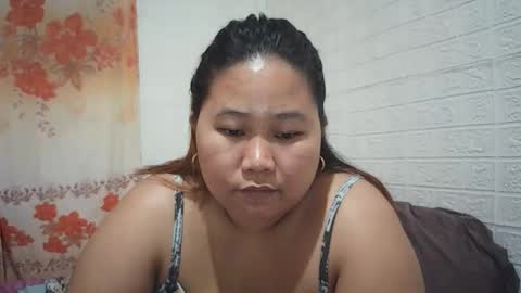 Snapshot of lavalyn214 chatting on 02/05/26, 03:27 lavalyn214 online show from 02/05/26, 03:27