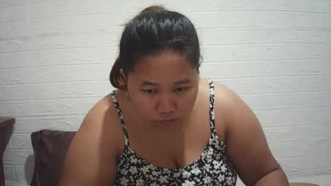 Snapshot of lavalyn214 chatting on 02/08/26, 03:04 lavalyn214 online show from 02/08/26, 03:04