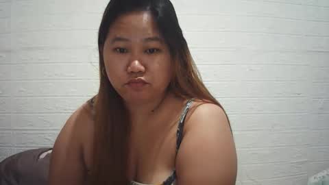 Snapshot of lavalyn214 chatting on 02/11/26, 09:09 lavalyn214 online show from 02/11/26, 09:09