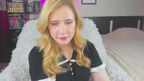 Snapshot of lavender_tender chatting on 09/10/25, 07:36 Lav online show from 09/10/25, 07:36