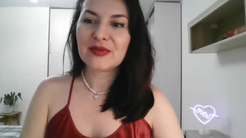 Snapshot of lavender_victoria chatting on 01/24/25, 11:23 Diana  online show from 01/24/25, 11:23