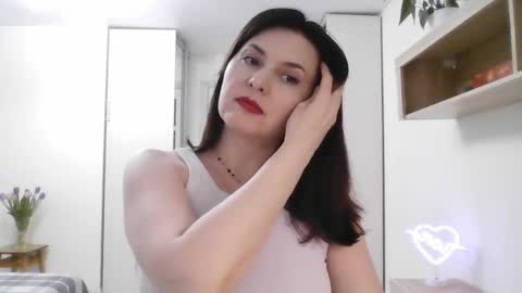 Snapshot of lavender_victoria chatting on 03/09/25, 06:00 Diana  online show from 03/09/25, 06:00