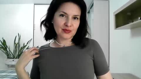 Snapshot of lavender_victoria chatting on 09/14/25, 06:07 Diana  online show from 09/14/25, 06:07