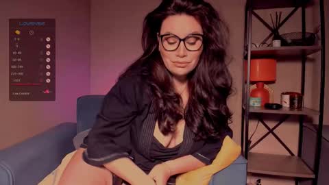 Laverna online show from 09/09/25, 03:06