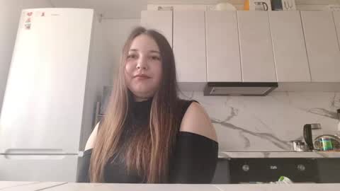 Snapshot of lavernesappah chatting on 05/15/26, 05:25 Lois online show from 05/15/26, 05:25